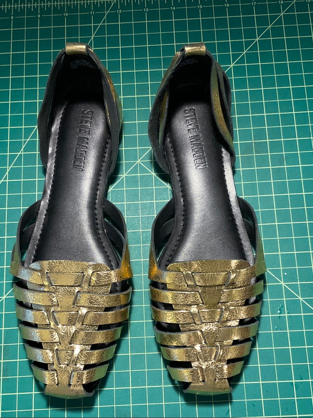 Steve Madden gold huaraches